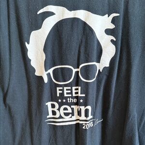 Bernie Sanders 2016 Campaign Tee - Size Large